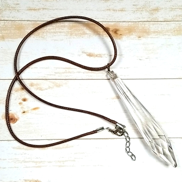 Hand Crafted Repuposed Vintage Chandelier Crystal Pendant Necklace - Picture 14 of 16